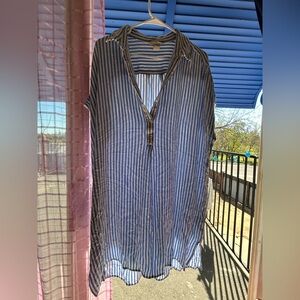 H&M woMen's Blue and White Striped Casual Shirt